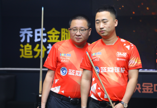 他在有限的 他在有限的