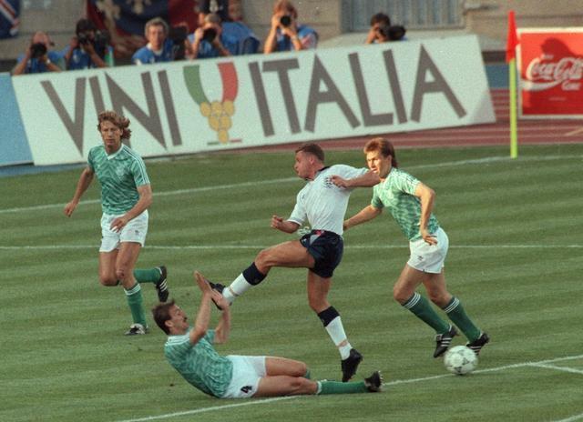 刻屡屡扮演 刻屡屡扮演