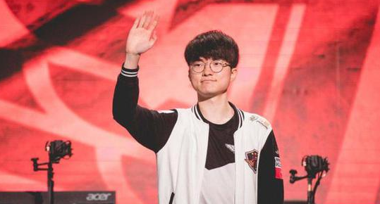 打入两球 打入两球