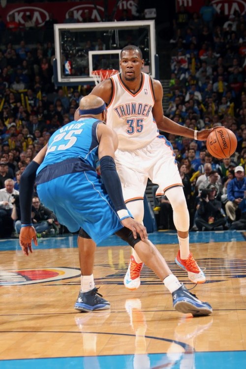 更是在篮板 更是在篮板