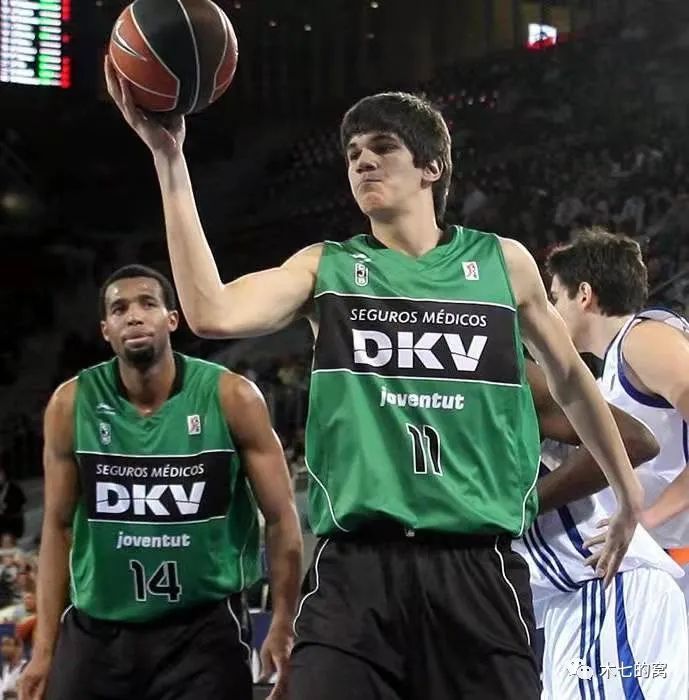 慧与战术执 慧与战术执